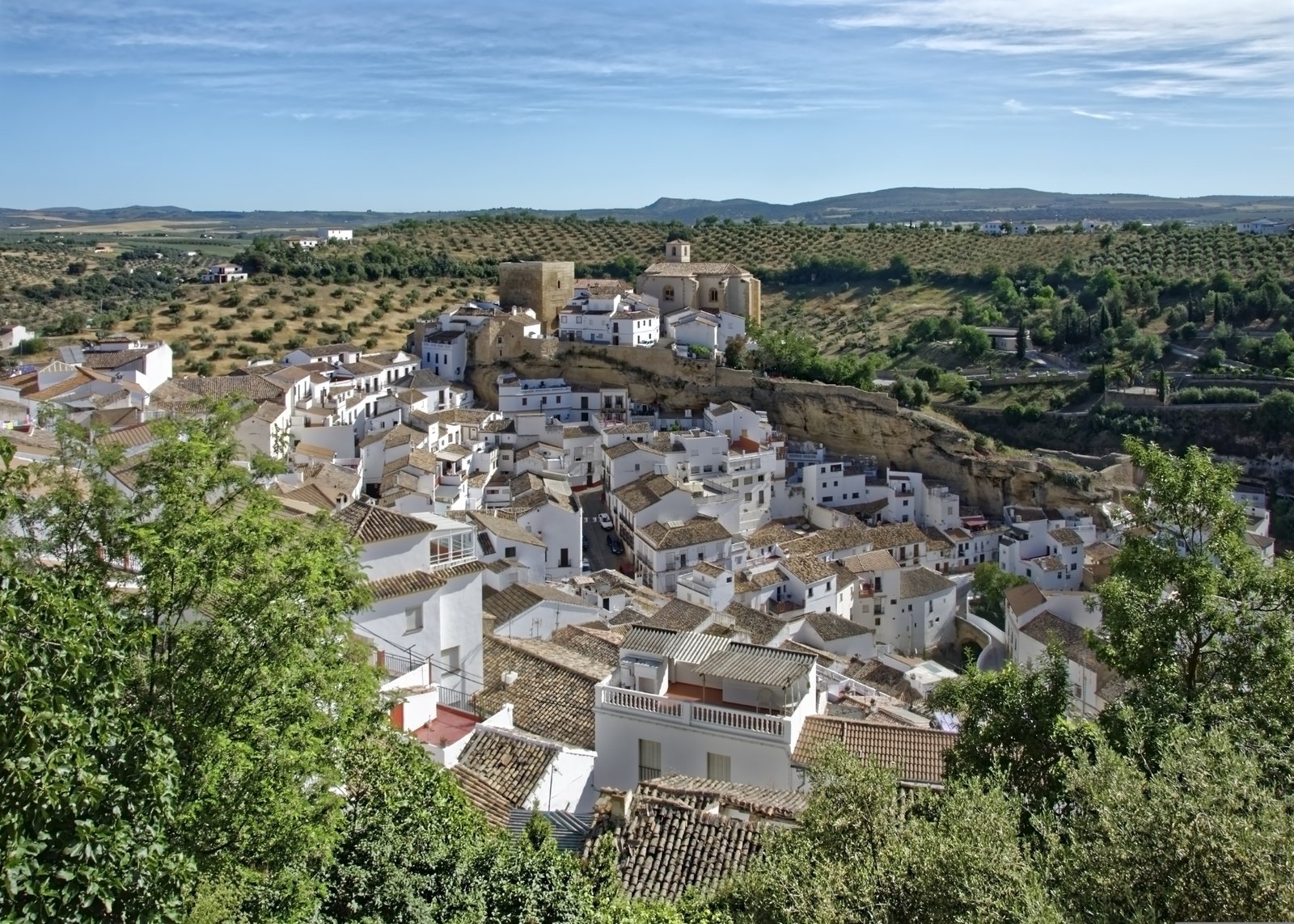 Setenil de las bodegas, village, cave Andalusia
