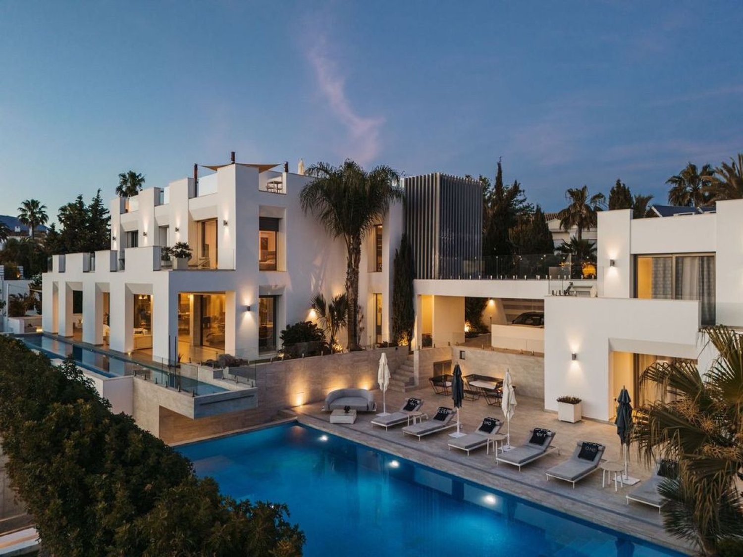 High-End Luxury Villa in Nueva Andalucia