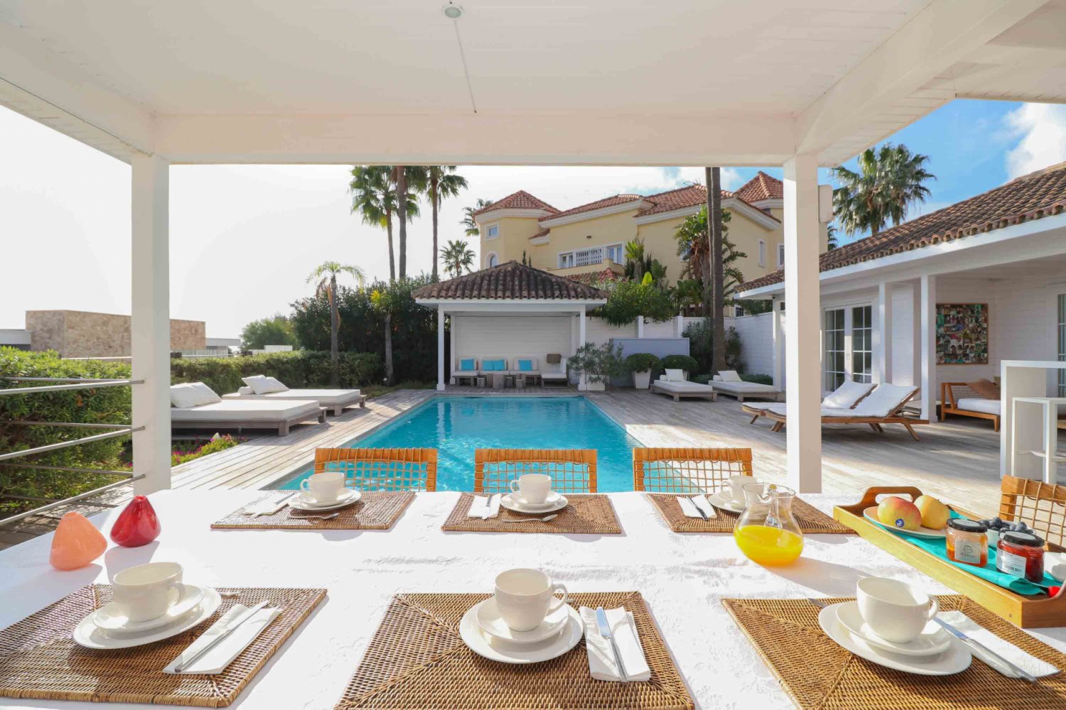 Charming and unique villa in La Alquería, Benahavís